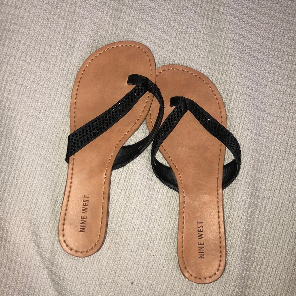 sandals 🛍